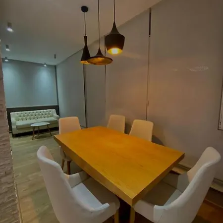 Апартаменты Lovely Modern In